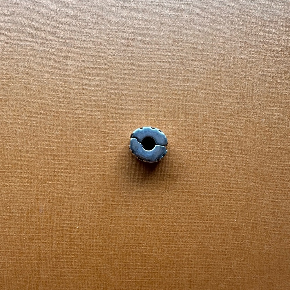 Pandora swirl pattern spacer charm - Picture 4 of 6